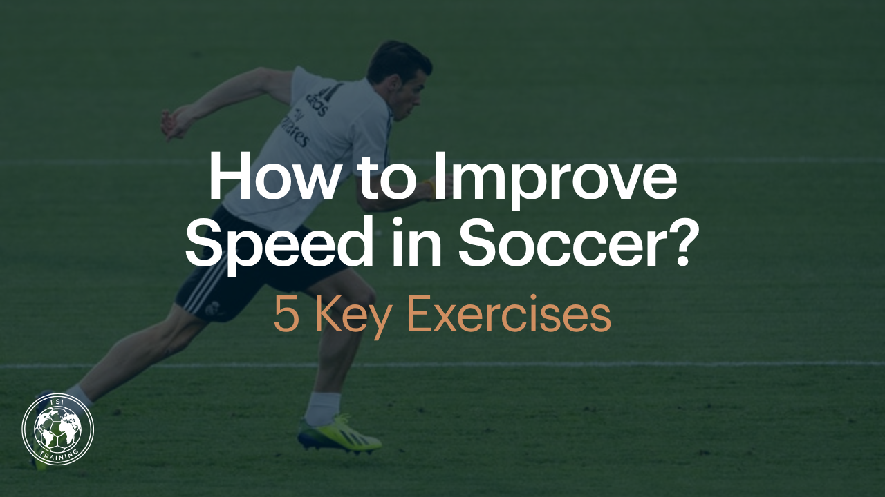 Futbolista realizando ejercicios de velocidad 